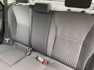 TOYOTA Yaris 1.0 active
