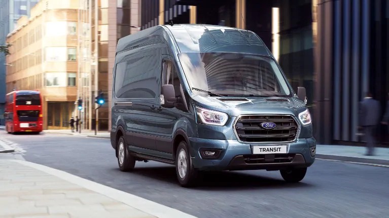 Ford Transit Van Milano esterni