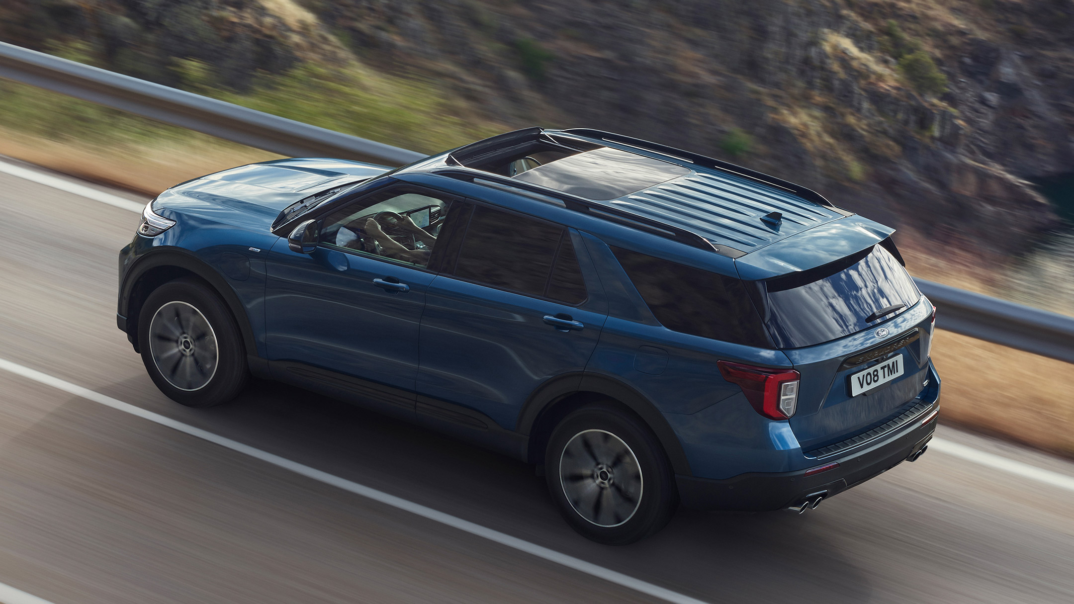 Ford Explorer Milano esterni