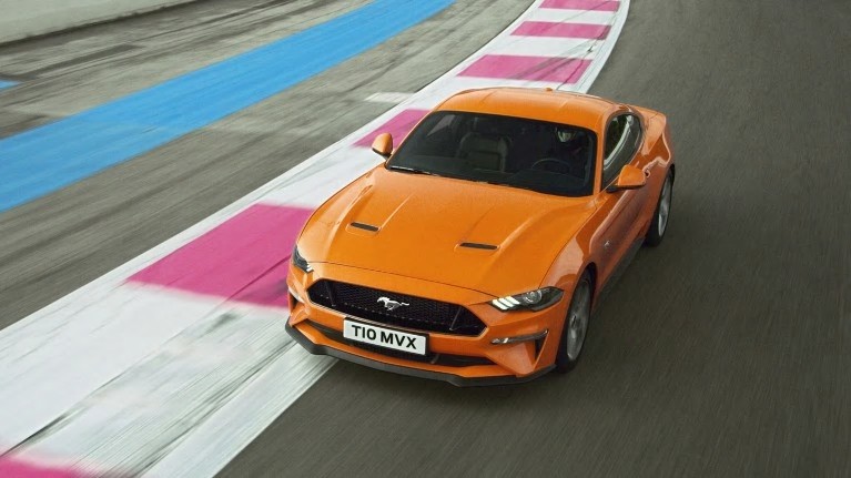 Ford Mustang Milano esterni