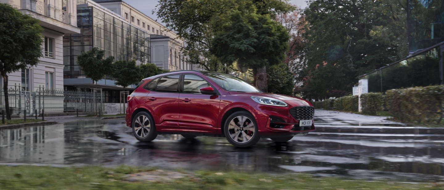 Ford Kuga Milano promozioni slide